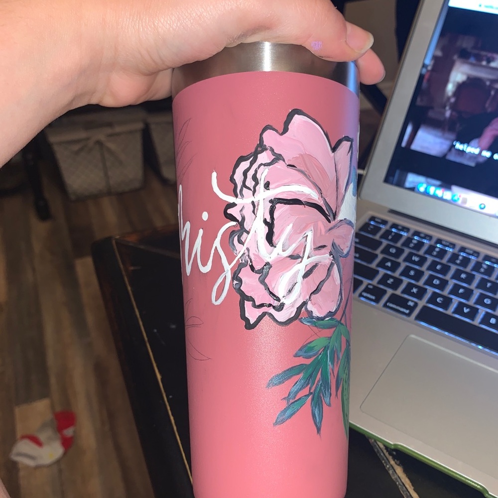 Custom Hydro Flasks - Picture 10 of 11